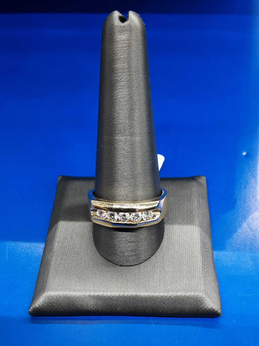 Men's Ring - Yellow Gold 14k (.585) 9.6 grams Size 10