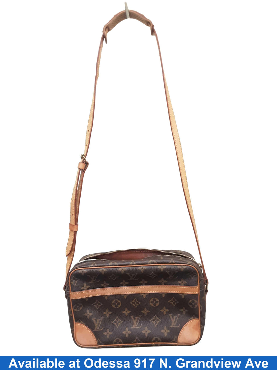 Louis Vuitton Trocadero Brown Purse / Handbag