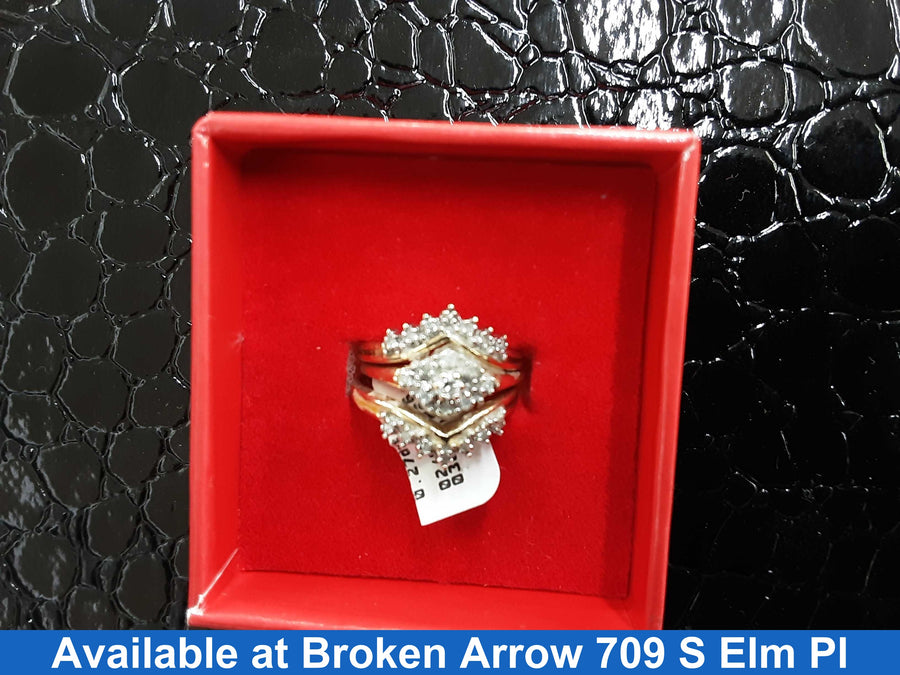 Ring - Wedding Set - Yellow Gold 10k (.417) 4.6 grams Size 7