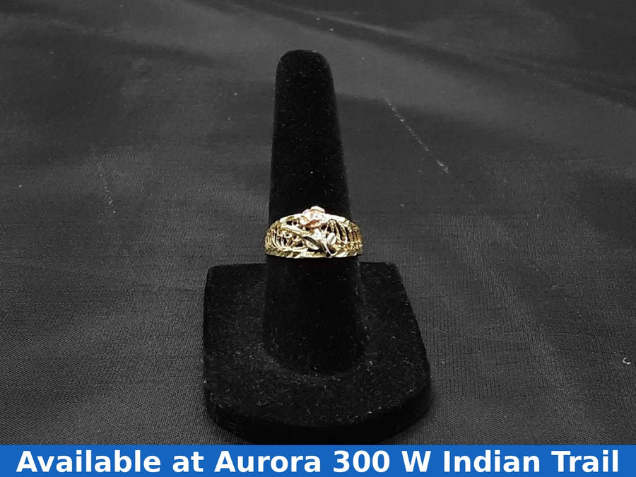 Women's Ring - Yellow Gold 14k (.585) 2.2 grams Size 6