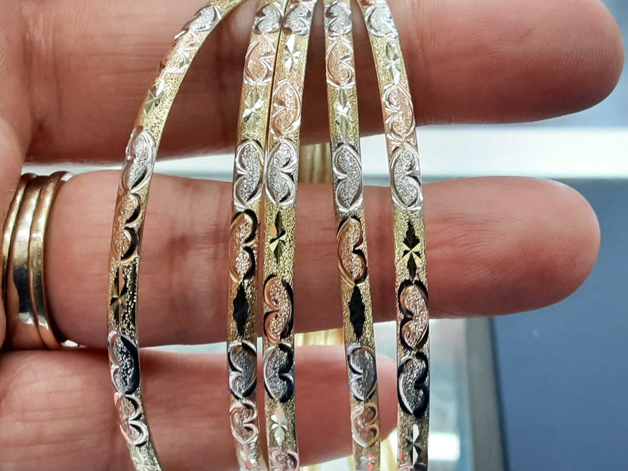 Bangle Bracelet - Yellow Gold 14k (.585) 16.5 grams 5 inch