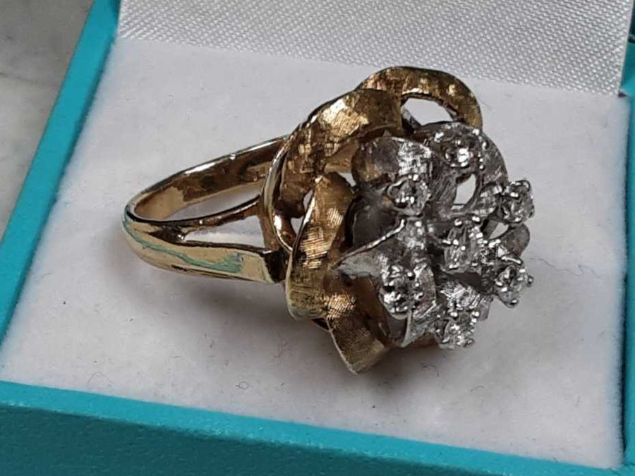 Women's Ring - Yellow Gold 14k (.585) 7.9 grams Size 6