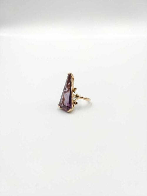 Women's Ring - Yellow Gold 14k (.585) 9.7 grams Size 8