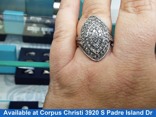 Women's Ring - White Gold 10k (.417) 10.6 grams Size 7