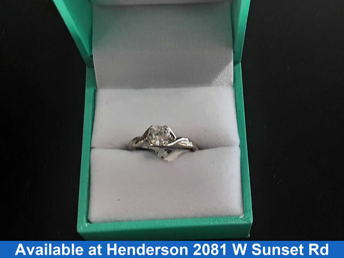 Women's Ring - Solitaire - White Gold 14k (.585) 2.5 grams Size 6