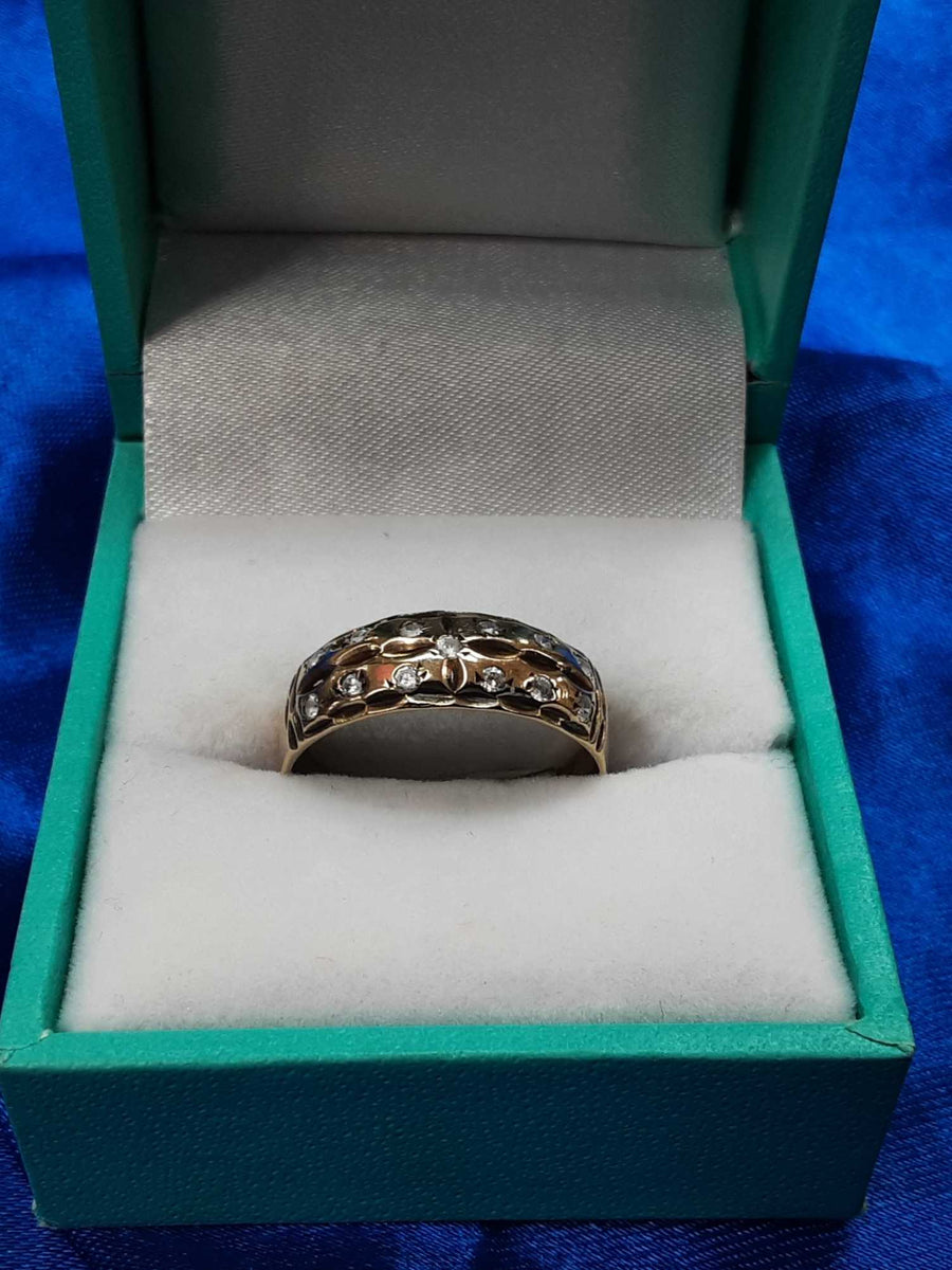 Women's Ring - Yellow Gold 10k (.417) 1.9 grams Size 7
