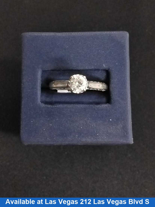 Women's Ring - White Gold 10k (.417) 3.2 grams Size 9