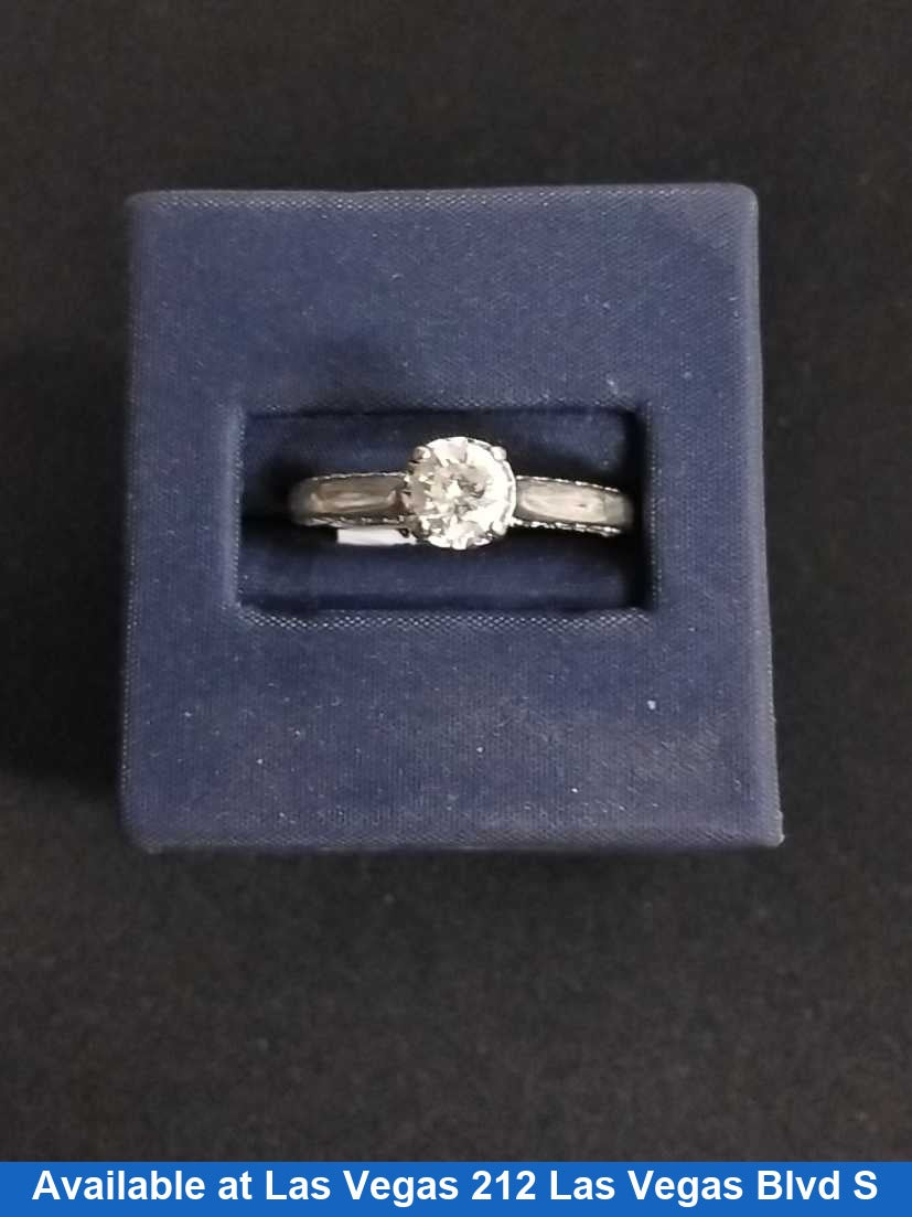 Women's Ring - White Gold 10k (.417) 3.2 grams Size 9