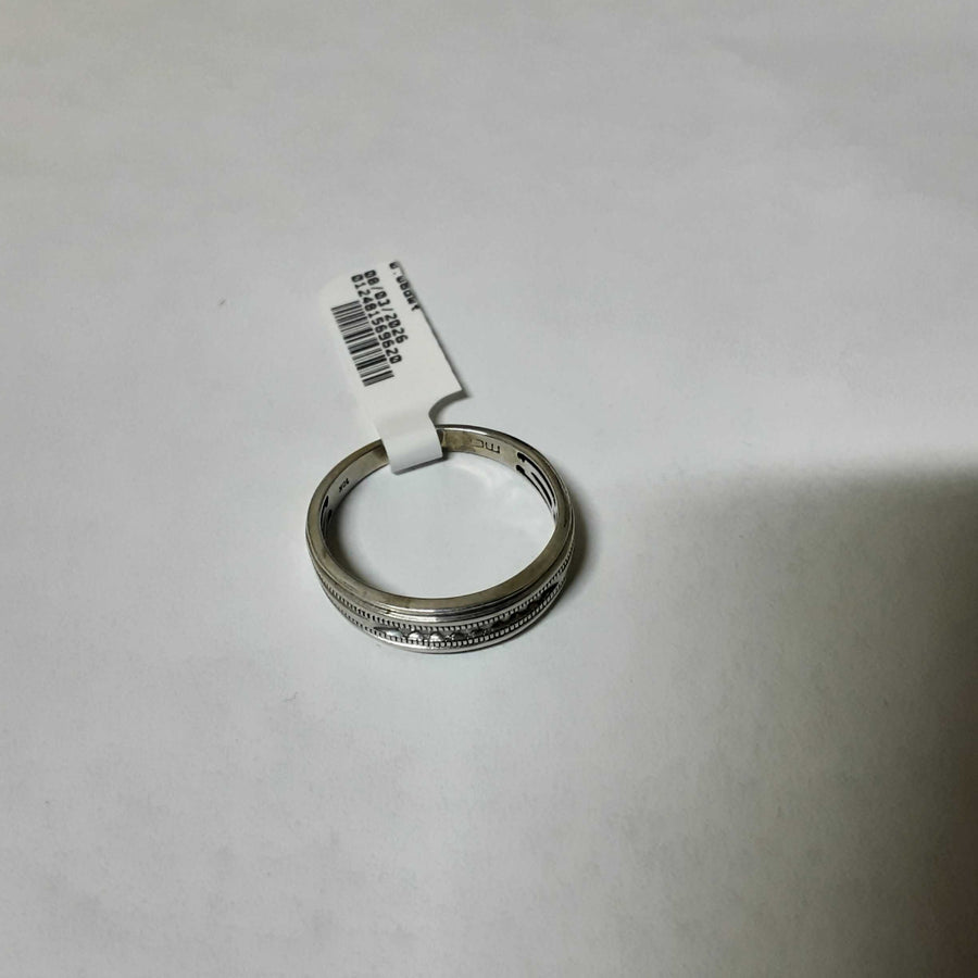 Ring - Wedding Band - White Gold 10k (.417) 3 grams Size 7