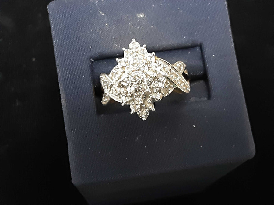 Women's Ring - Yellow Gold 10k (.417) 3.2 grams Size 7.5