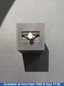 Women's Ring - Solitaire - Yellow Gold 14k (.585) 2.5 grams Size 7