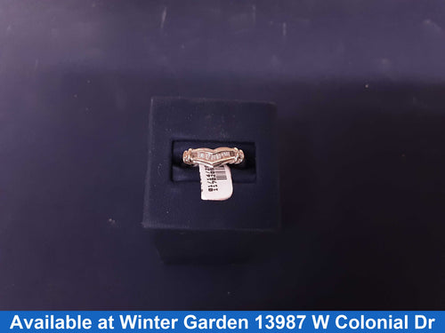 Women's Ring - White Gold 10k (.417) 2.5 grams Size 7
