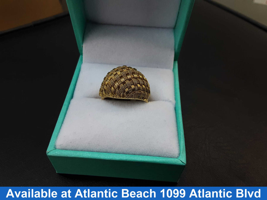 Women's Ring - Yellow Gold 18k (.750) 6.3 grams Size 6