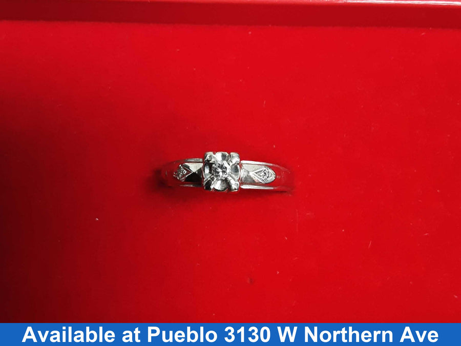 Women's Ring - White Gold 14k (.585) 3.3 grams Size 6