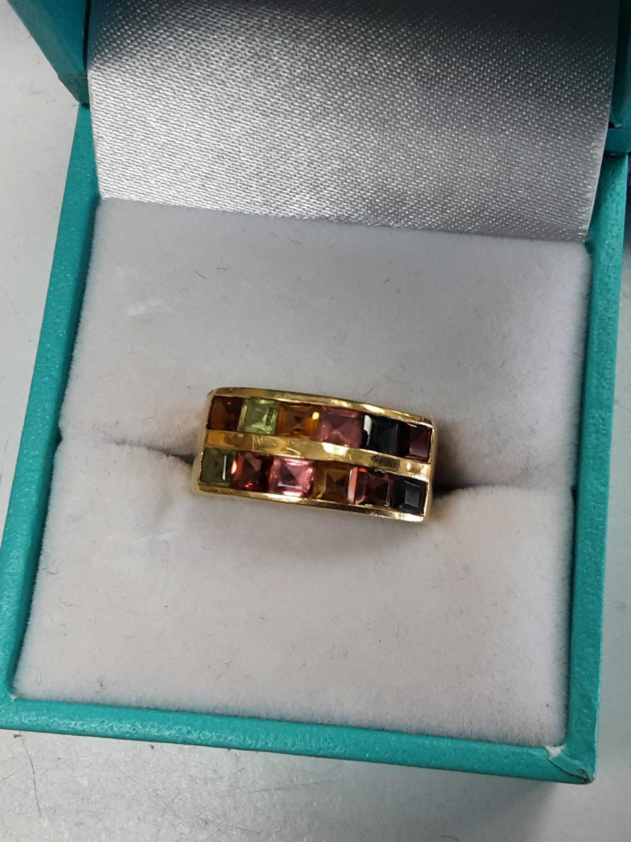 Women's Ring - Yellow Gold 14k (.585) 4.2 grams Size 7