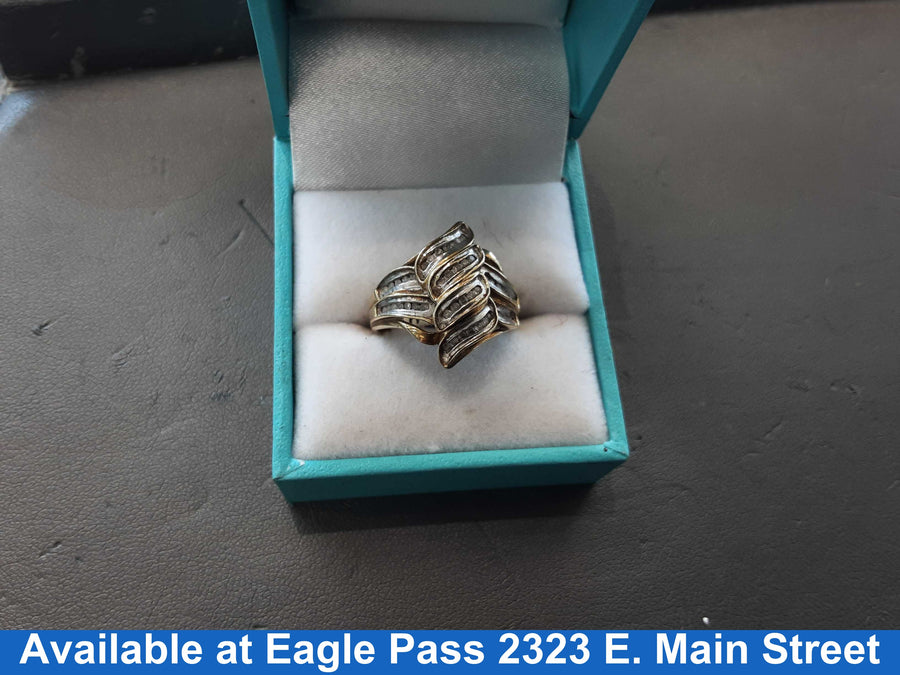 Women's Ring - Yellow Gold 10k (.417) 3.5 grams Size 8