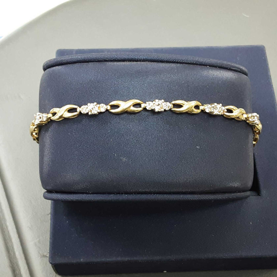 Bracelet - Yellow Gold 10k (.417) 5.9 grams 7 inch