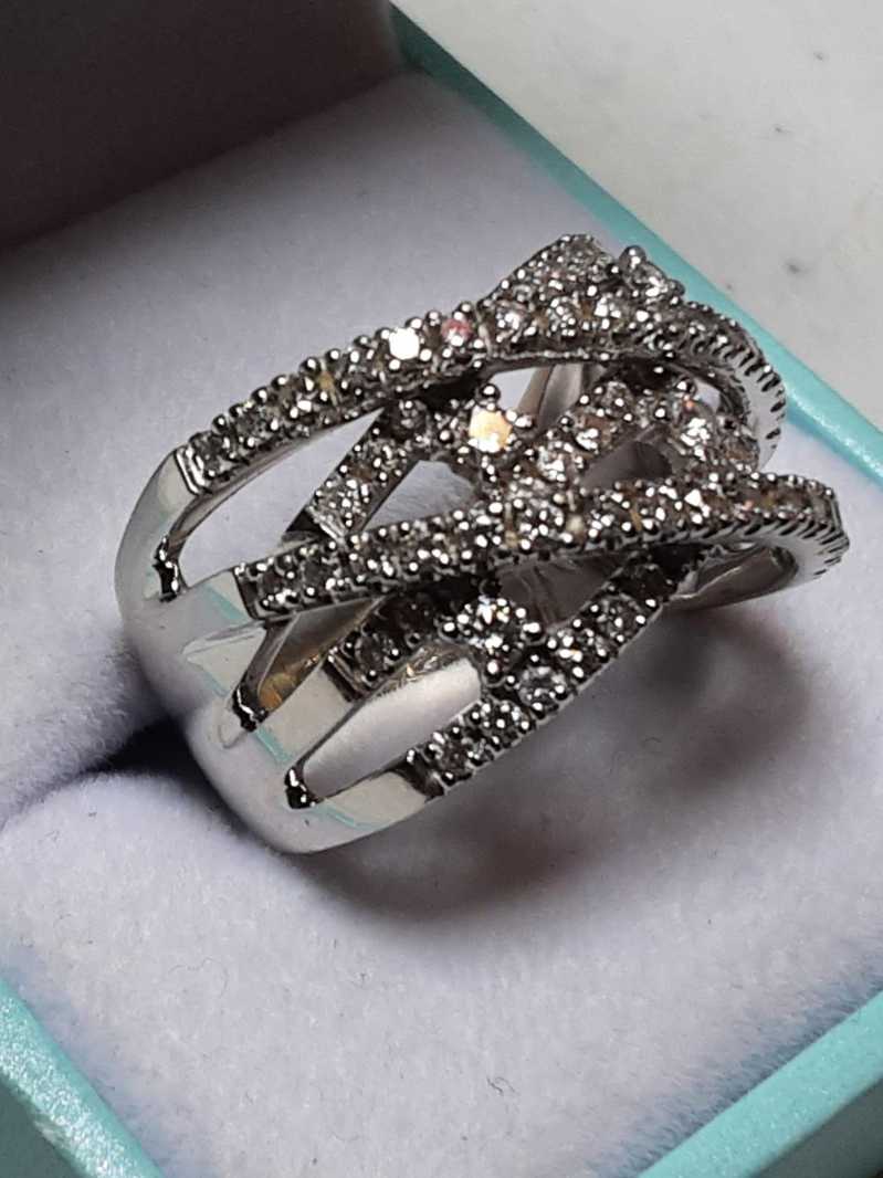 Women's Ring - White Gold 14k (.585) 9.7 grams Size 8