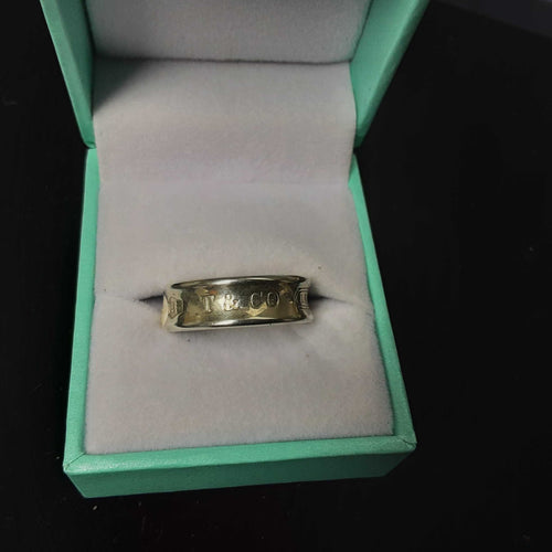 Women's Ring - Silver 7.5 grams Size 7.5