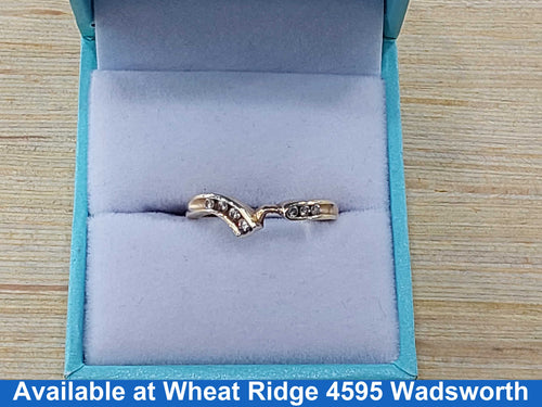 Women's Ring - Yellow Gold 14k (.585) 3.4 grams Size 6