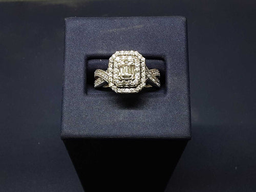 Women's Ring - White Gold 14k (.585) 6.8 grams Size 7