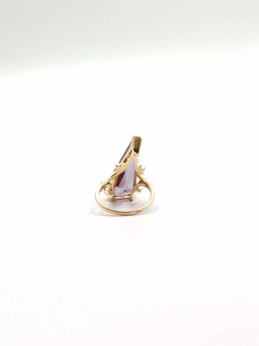 Women's Ring - Yellow Gold 14k (.585) 9.7 grams Size 8