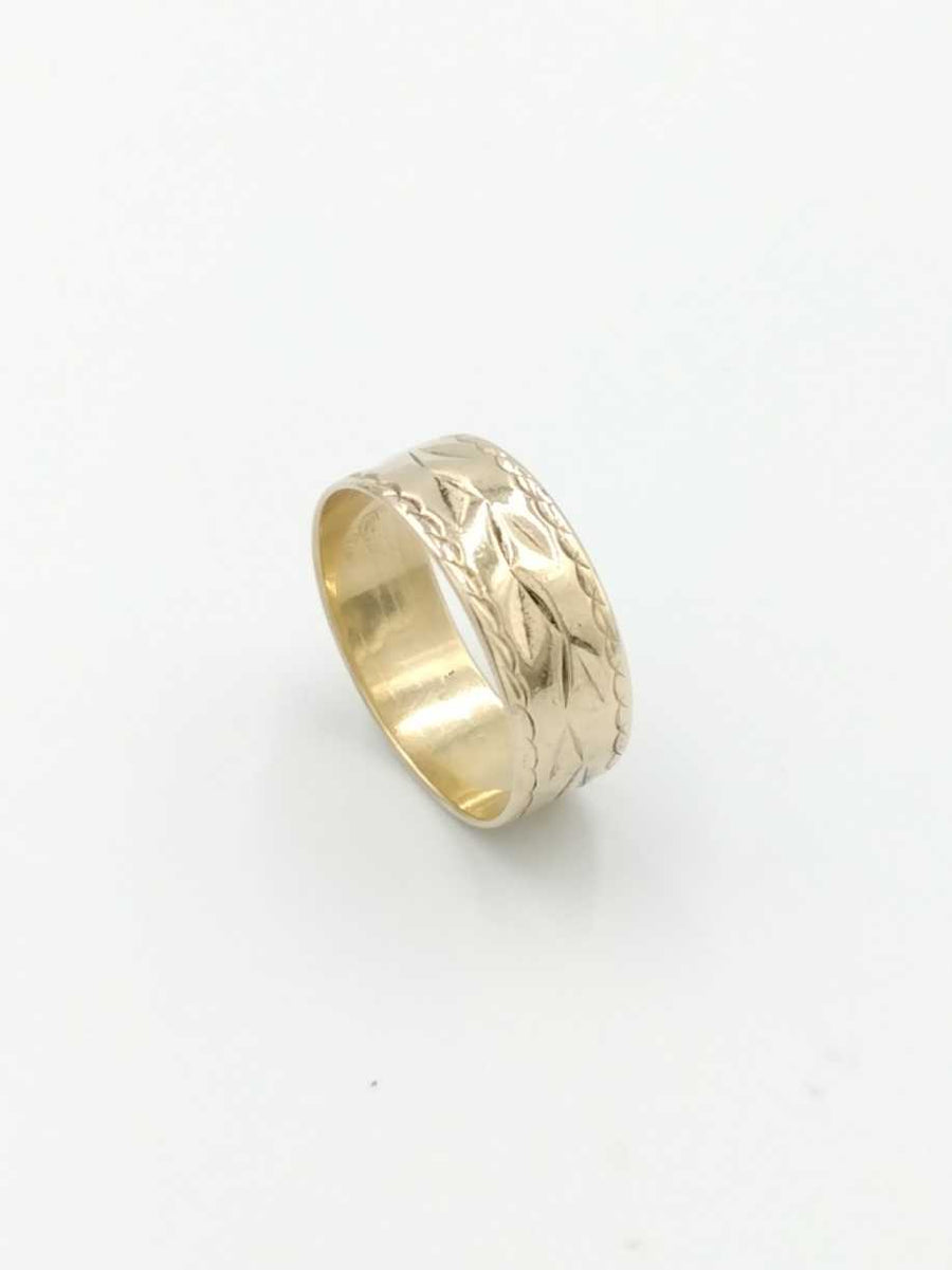 Ring - Wedding Band - Yellow Gold 14k (.585) 4.6 grams Size 10