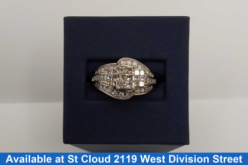 Women's Ring - White Gold 10k (.417) 6.08 grams Size 7.5