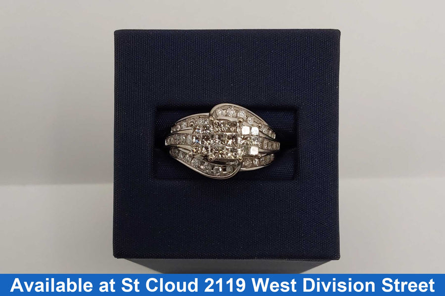 Women's Ring - White Gold 10k (.417) 6.08 grams Size 7.5