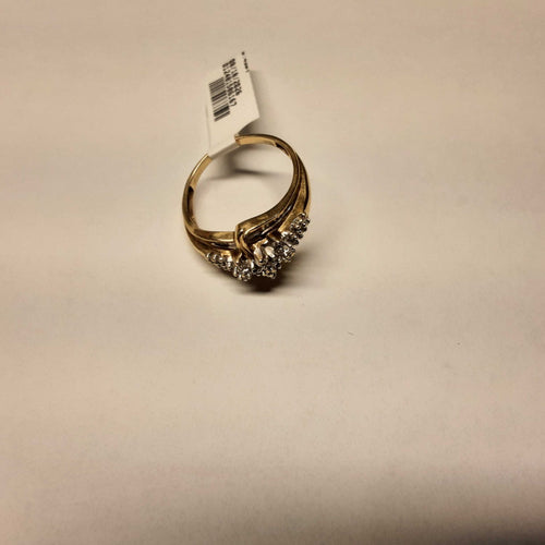 Women's Ring - Solitaire - Yellow Gold 10k (.417) 3 grams Size 8