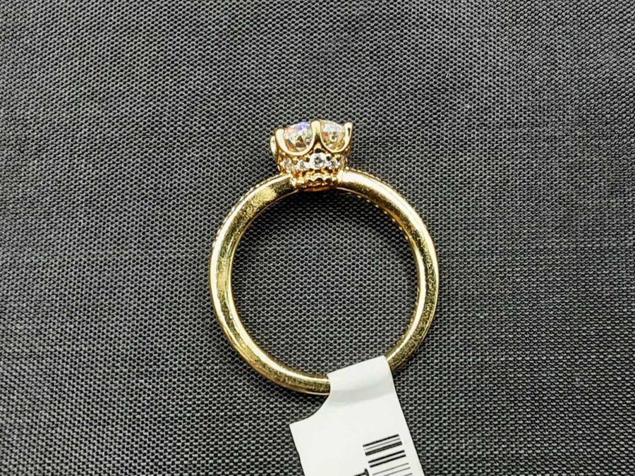 Women's Ring - Solitaire - Silver 1.6 grams Size 5.5