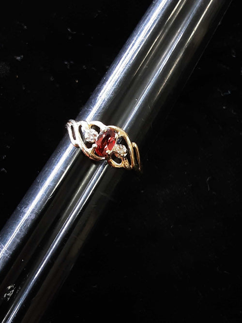 Women's Ring - Yellow Gold 10k (.417) 1.2 grams Size 6