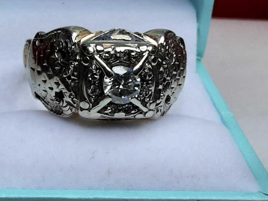 Men's Ring - Yellow Gold 14k (.585) 17.4 grams Size 14.5