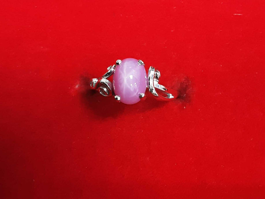 Women's Ring - White Gold 14k (.585) 1.8 grams Size 5