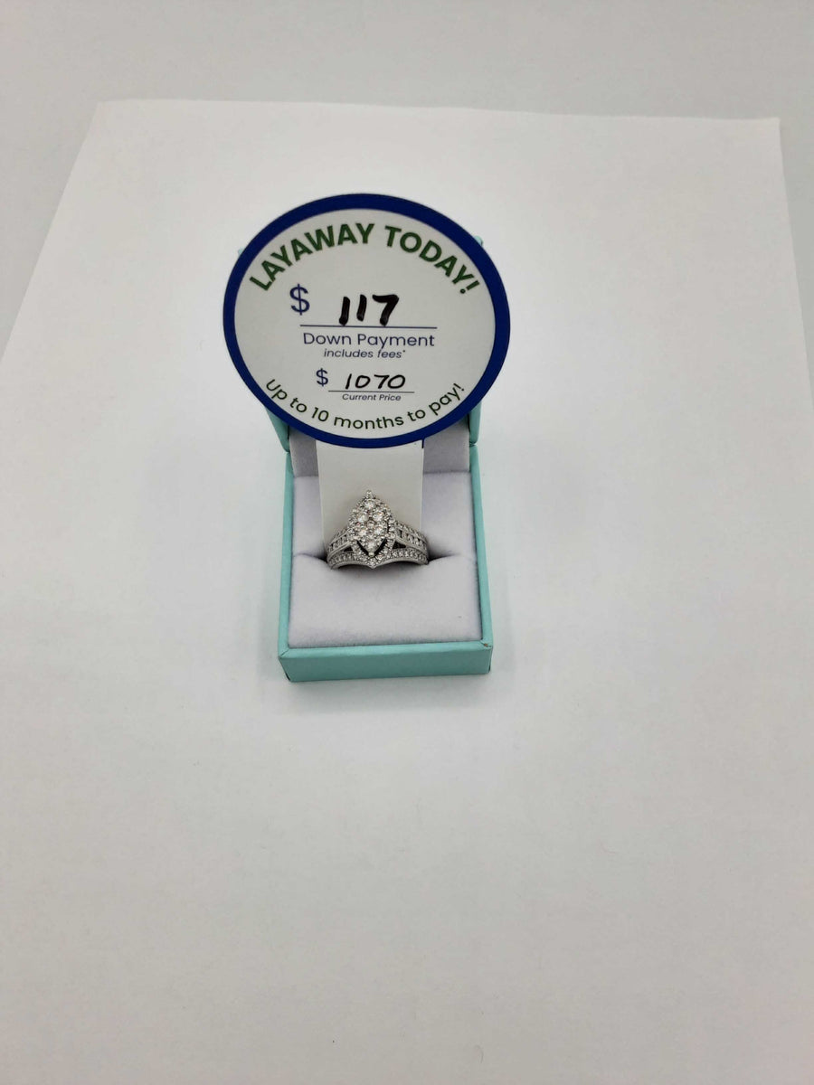 Women's Ring - White Gold 10k (.417) 6.6 grams Size 9.5