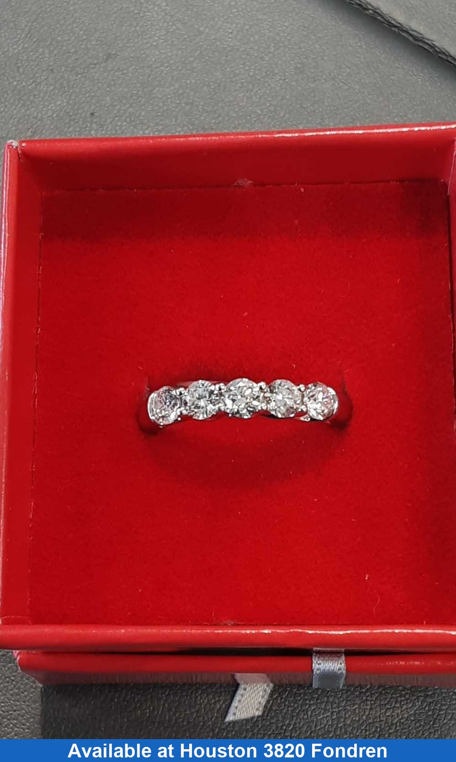 Women's Ring - Anniversary - Platinum 7.2 grams Size 7.5