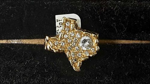 Men's Ring - Yellow Gold 10k (.417) 7.3 grams Size 9