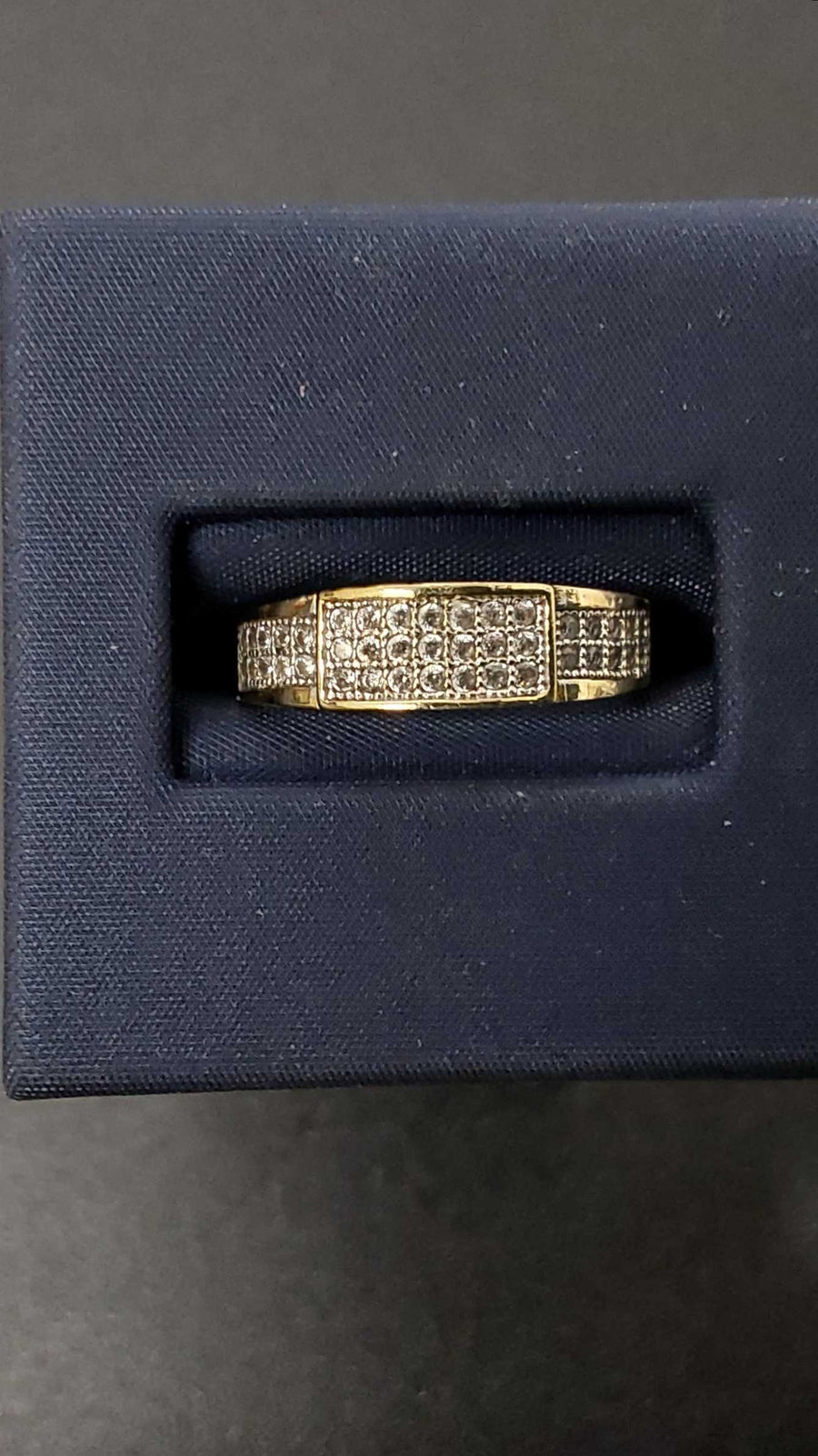 Women's Ring - Yellow Gold 10k (.417) 2.3 grams Size 7.5