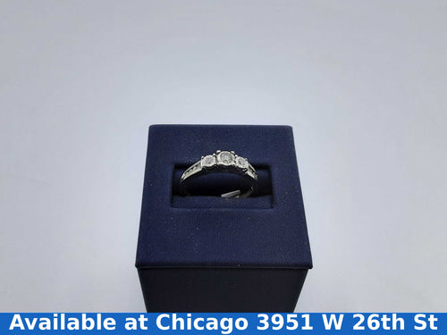Women's Ring - White Gold 10k (.417) 2.9 grams Size 7