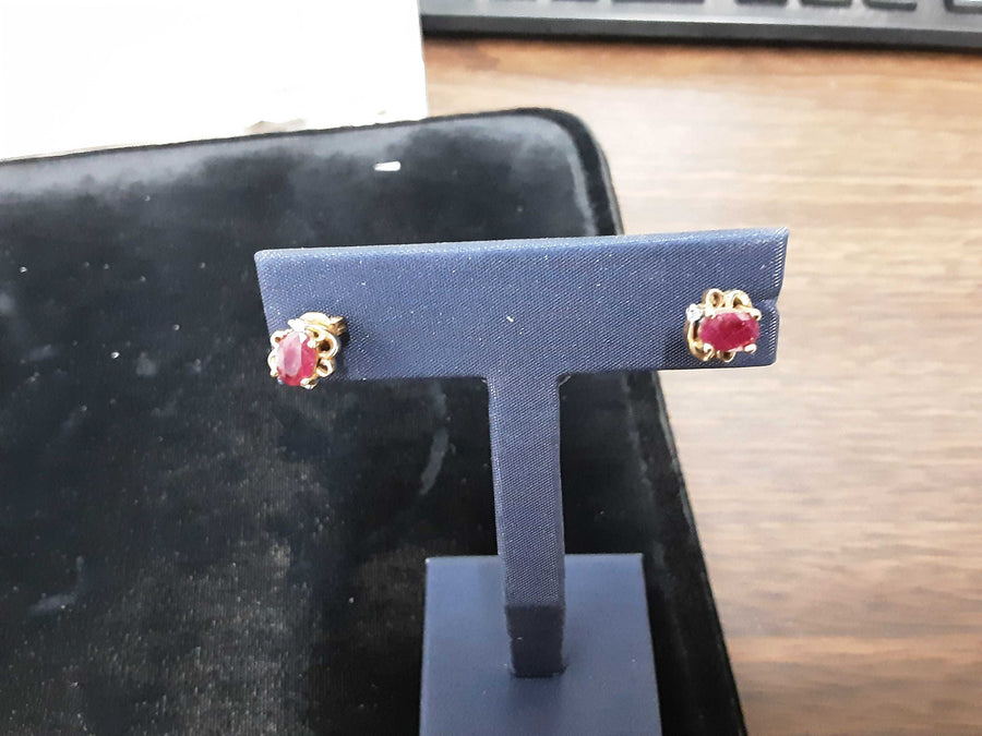 Double Stud Earring - Yellow Gold 14k (.585) 1.8 grams