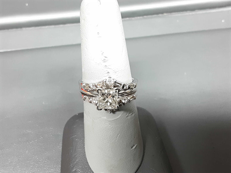 Fancy Wedding Set White Gold 14k (.585) 6.8 grams Size 8