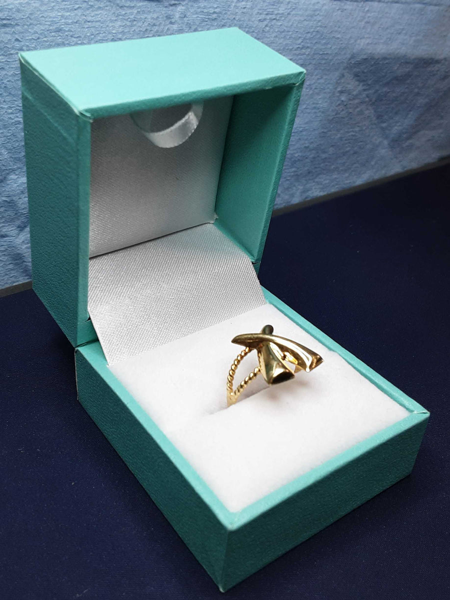 Women's Ring - Yellow Gold 14k (.585) 1.4 grams Size 6