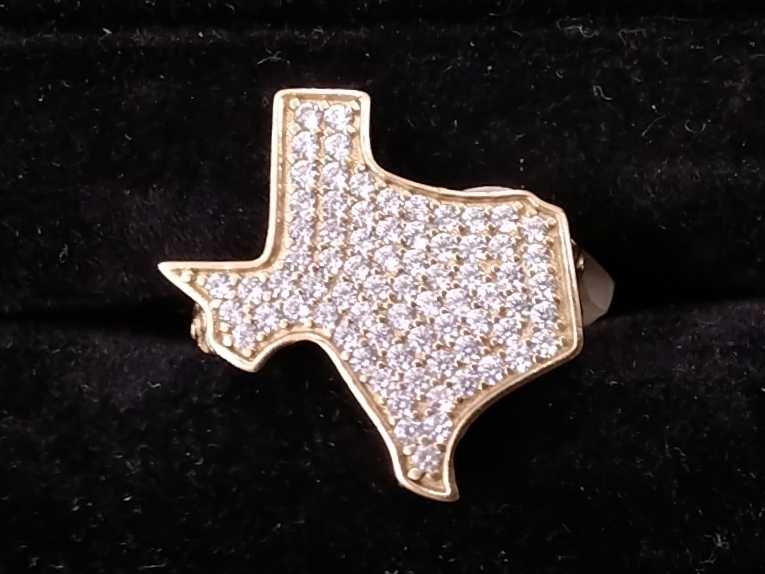 Men's Ring - Yellow Gold 10k (.417) 5 grams Size 10.5