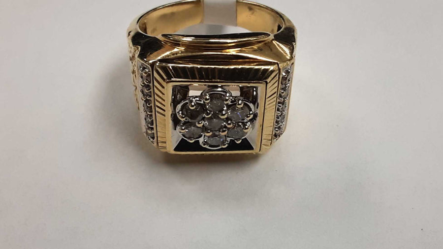 Men's Ring - Yellow Gold 10k (.417) 13.6 grams Size 10.5