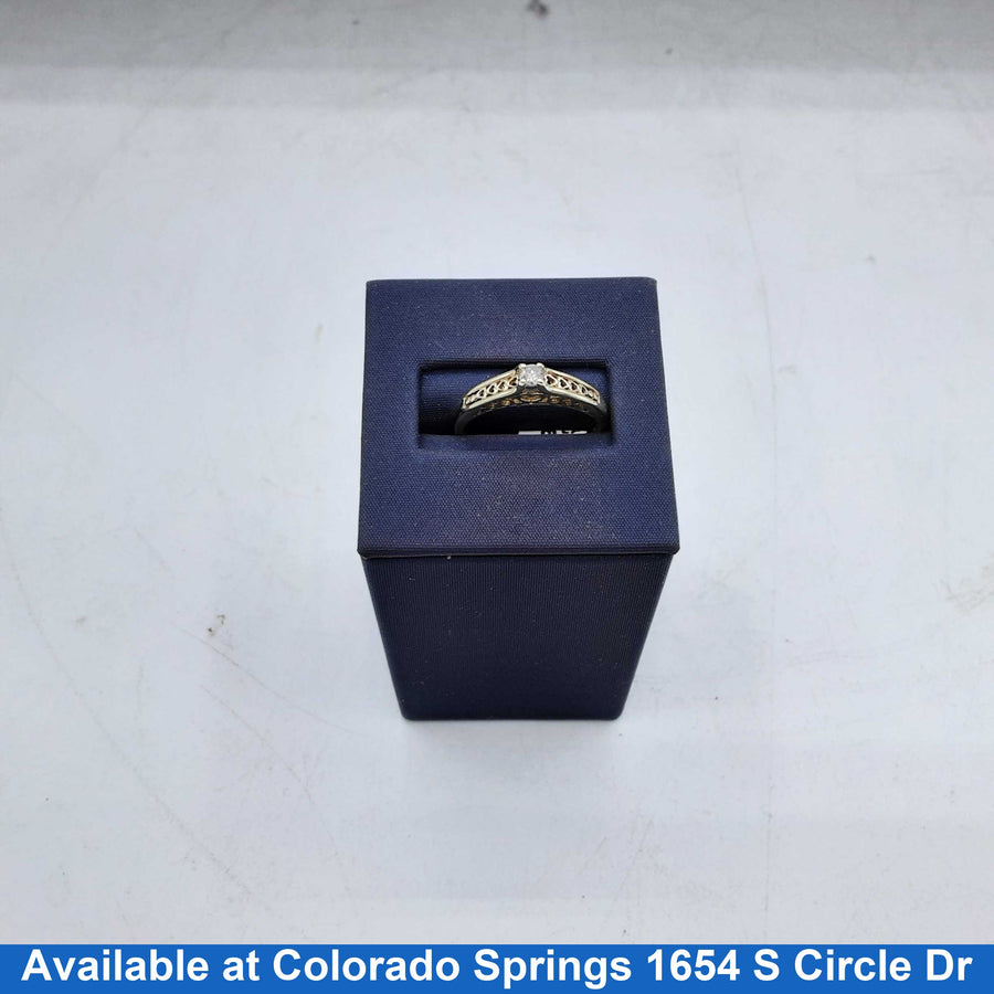 Women's Ring - Yellow Gold 10k (.417) 2.3 grams Size 8