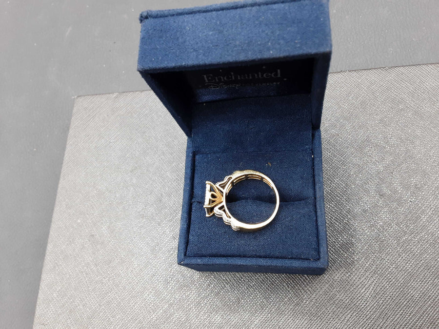 Women's Ring - Yellow Gold 10k (.417) 4.3 grams Size 7.5
