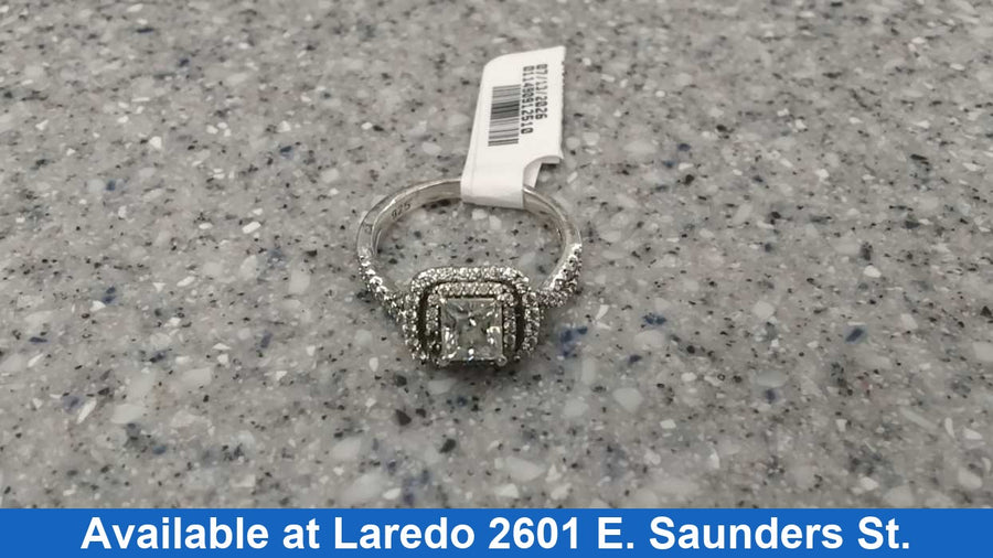 Women's Ring - Silver 3.5 grams Size 7