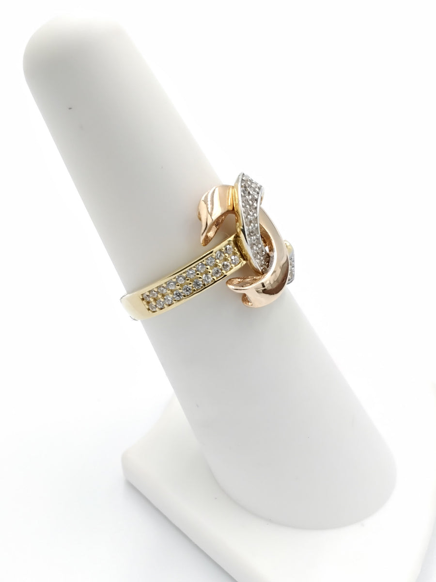 Women's Ring - Yellow Gold 18k (.750) 3.2 grams Size 6
