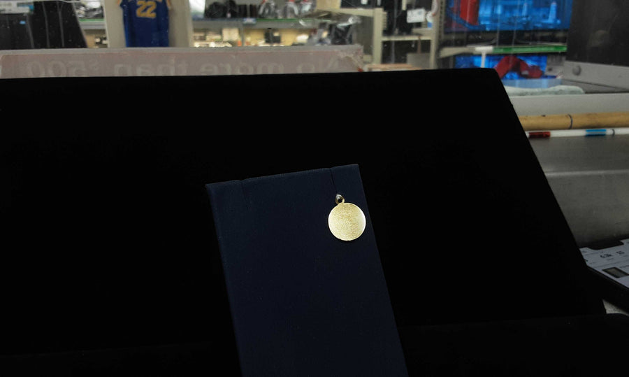 Religious Pendant - Yellow Gold 10k (.417) 0.8 grams