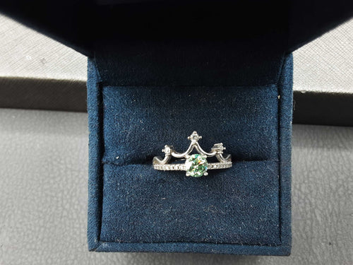 Women's Ring - Silver 2.1 grams Size 6